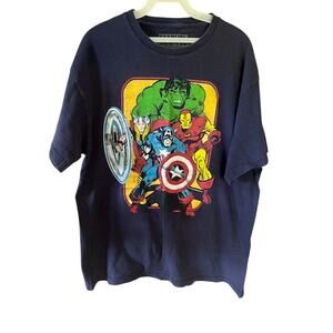 Marvel Avengers Men’s T-Shirt Size L Navy Captain America Hulk Thor Iron Man